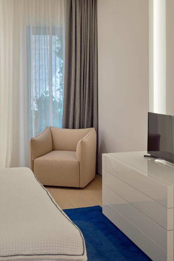 2 Bedroom Sea View At Dukley Gardens