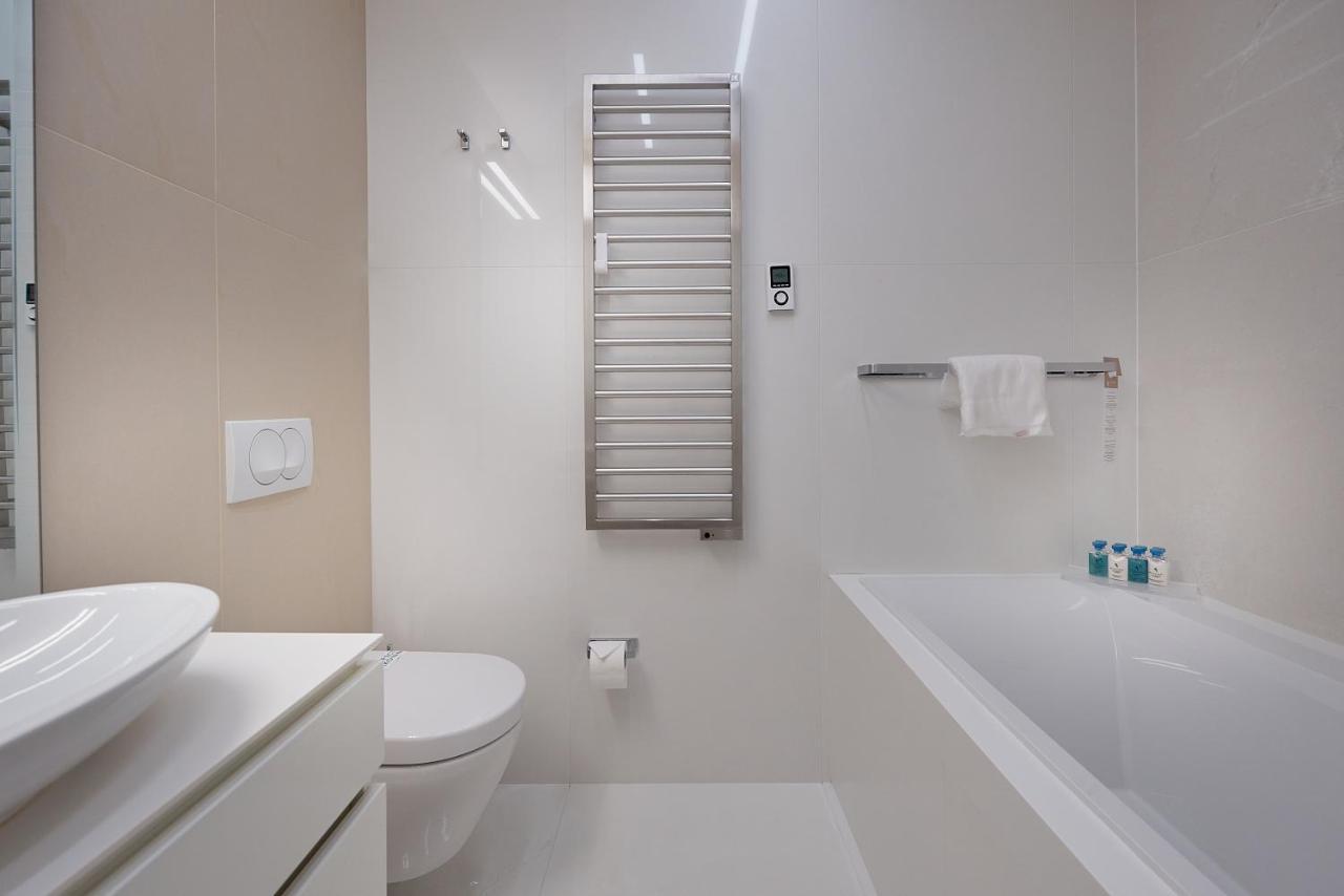 2 Bedroom Sea View At Dukley Gardens